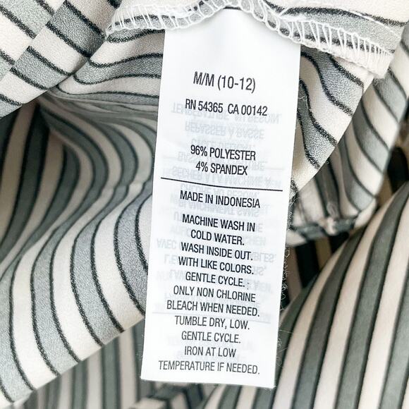 Nygard Women's Top Stripe Black Gray White Long Sleeve Pullover Blouse Size M - Picture 9 of 11